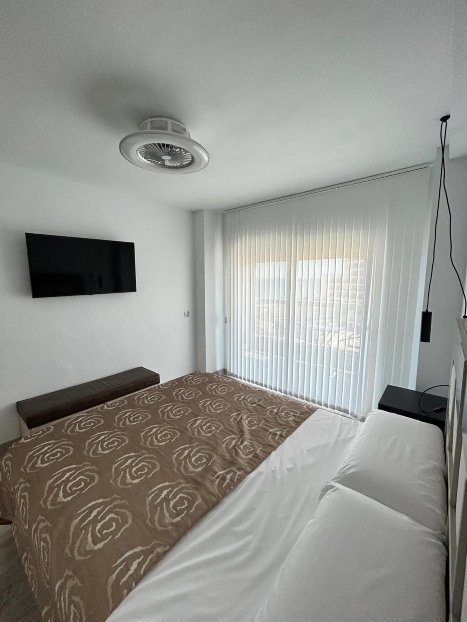 Diana Apartment - Terrace And Pool - 80M From The Beach ベナルマデナ エクステリア 写真