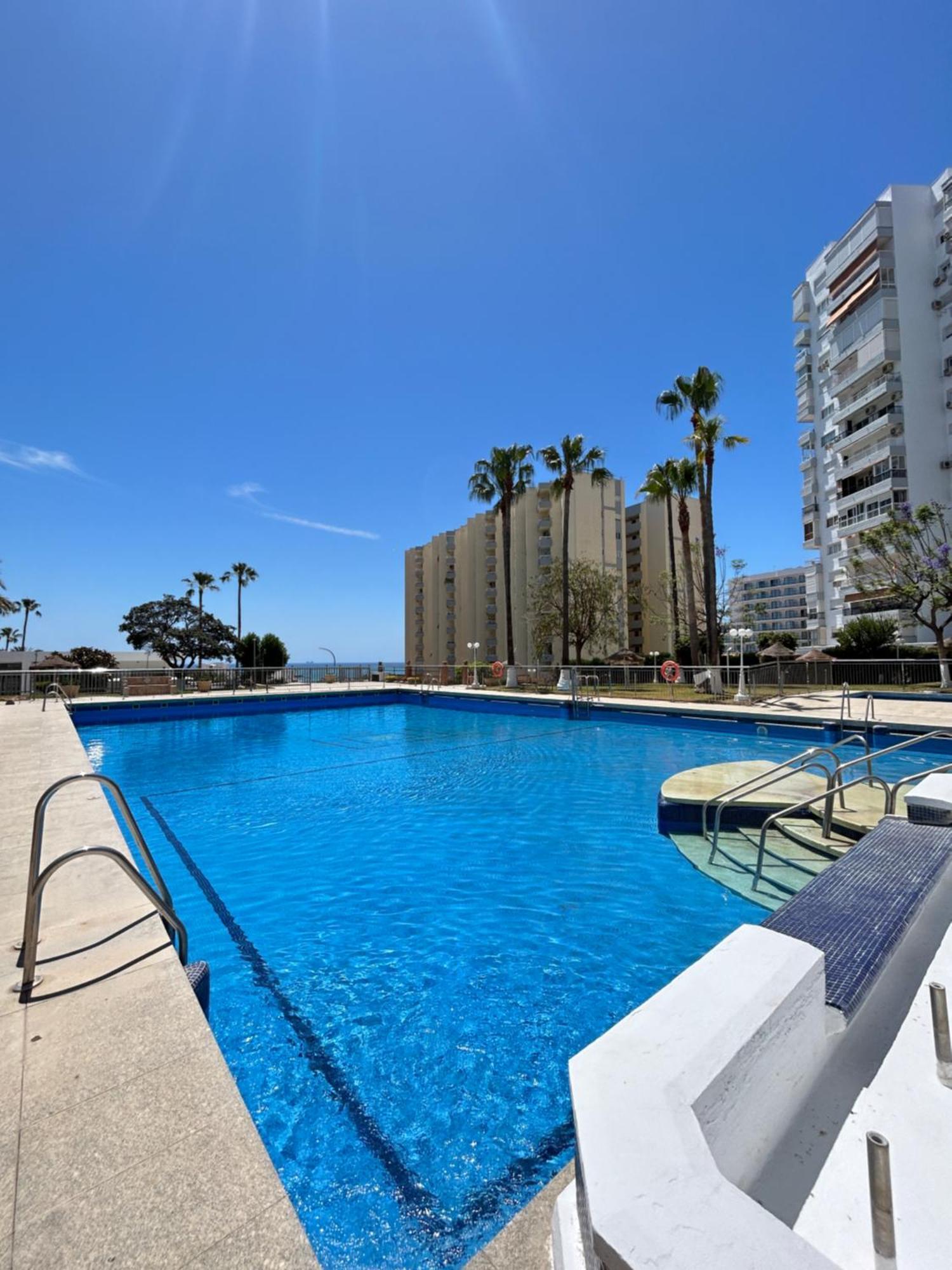 Diana Apartment - Terrace And Pool - 80M From The Beach ベナルマデナ エクステリア 写真